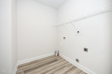 At over 3,000 square feet, the McKenzie boasts 5-bedrooms - photo 27