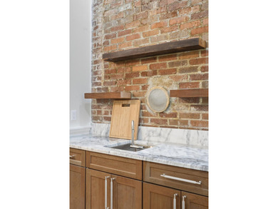 Welcome to this beautifully renovated, turnkey 4 bedroom/3 - photo 28