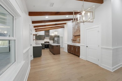 Welcome to this beautifully renovated, turnkey 4 bedroom/3 - photo 30