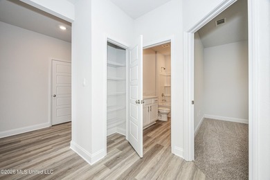 At over 3,000 square feet, the McKenzie boasts 5-bedrooms - photo 35