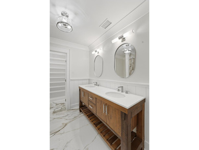 Welcome to this beautifully renovated, turnkey 4 bedroom/3 - photo 40
