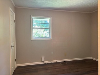Rare duplex opportunity in Cherokee County! This recently - photo 15