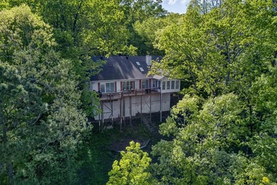 Experience the ultimate lakefront lifestyle in this charming - photo 26