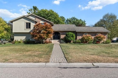 Lake Home Sale Pending in Farmington Hills, Michigan
