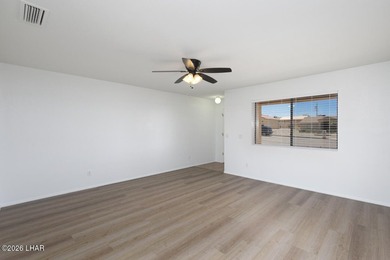 Cute, Clean & freshly update with new paint, new window blinds - photo 7