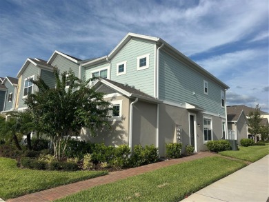 (private lake, pond, creek) Townhome/Townhouse For Sale in Winter Garden Florida