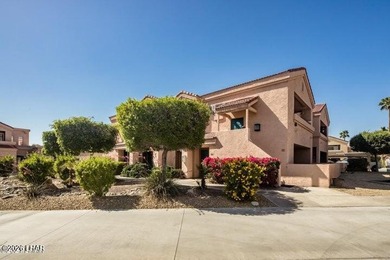 Enjoy the perfect beachside lifestyle in this beautifully - photo 3