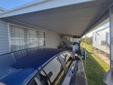 Beautifully Renovated 1969 Mona Mobile Home in Desirable 55+ - photo 3