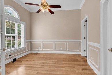 Discover the perfect blend of elegance and comfort in this - photo 11
