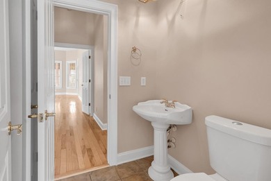 Discover the perfect blend of elegance and comfort in this - photo 13