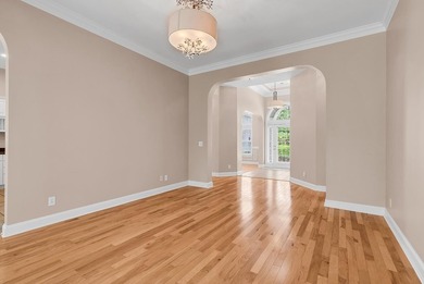 Discover the perfect blend of elegance and comfort in this - photo 27