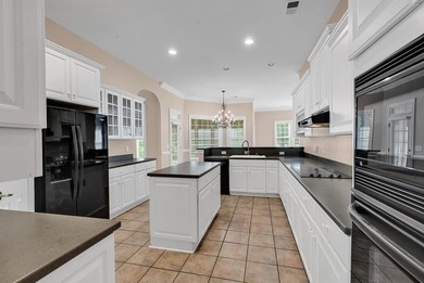 Discover the perfect blend of elegance and comfort in this - photo 31
