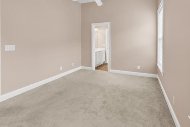 Discover the perfect blend of elegance and comfort in this - photo 42