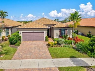 (private lake, pond, creek) Home For Sale in Venice Florida