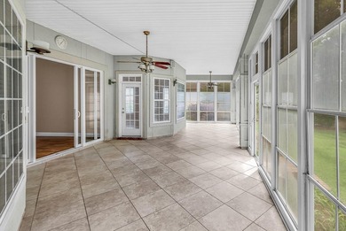 Discover the perfect blend of elegance and comfort in this - photo 53