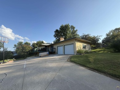 Lake Home For Sale in Ozawkie, Kansas