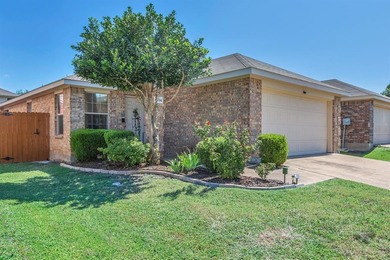 (private lake, pond, creek) Home Active Under Contract in Forney Texas