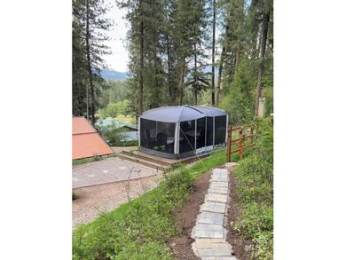 Rare opportunity to own a versatile mountain property in the - photo 18
