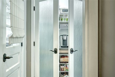 THOUGHTFULLY DESIGNED. METICULOUSLY MAINTAINED. TRULY - photo 19