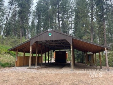 Rare opportunity to own a versatile mountain property in the - photo 23