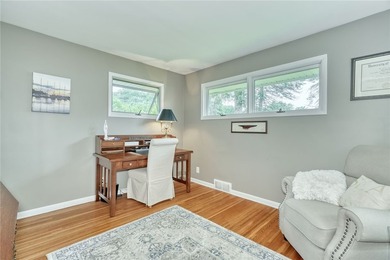 THOUGHTFULLY DESIGNED. METICULOUSLY MAINTAINED. TRULY - photo 27