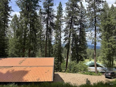 Rare opportunity to own a versatile mountain property in the - photo 32