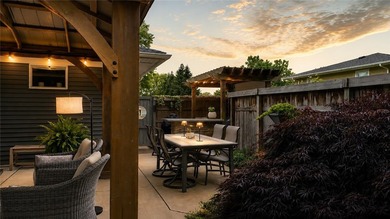 THOUGHTFULLY DESIGNED. METICULOUSLY MAINTAINED. TRULY - photo 41