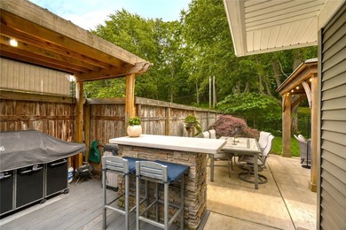 THOUGHTFULLY DESIGNED. METICULOUSLY MAINTAINED. TRULY - photo 42