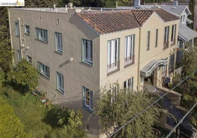 Welcome Home to this classic North Berkeley condo, where - photo 5