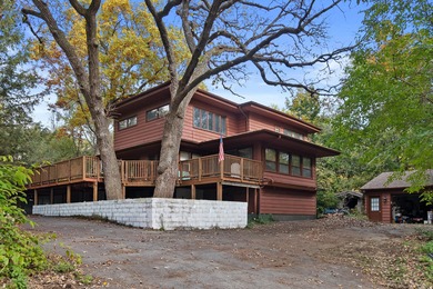 Eagle Spring Lake Home For Sale in Eagle Wisconsin