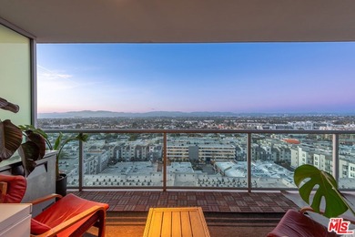 Experience sweeping, unobstructed city, mountain, ocean, and - photo 2