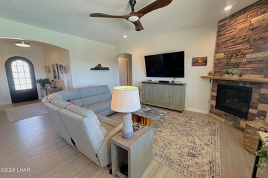 Phenomenal Foothills RV Garage home w/ Sparkling Pool, Full - photo 10