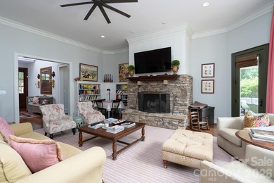 LUXURY LAKE RETREAT WITH PRIVATE PIER! Exhale as you pull onto - photo 11