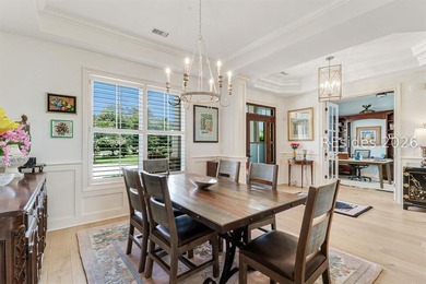 Stunning lakefront home on a prime cul-de-sac lot in Hampton - photo 11