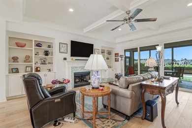 Stunning lakefront home on a prime cul-de-sac lot in Hampton - photo 13