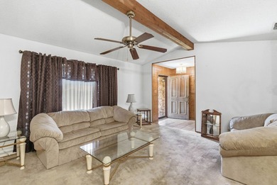 Enjoy a Great Home at a Great Price! This inviting 3-bedroom - photo 15