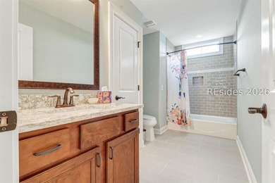 Stunning lakefront home on a prime cul-de-sac lot in Hampton - photo 35