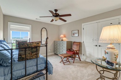 Stunning lakefront home on a prime cul-de-sac lot in Hampton - photo 36