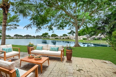 Lake Condo For Sale in Boca Raton, Florida