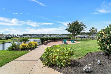 Stunning lakefront home on a prime cul-de-sac lot in Hampton - photo 44