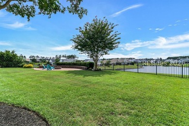 Stunning lakefront home on a prime cul-de-sac lot in Hampton - photo 46