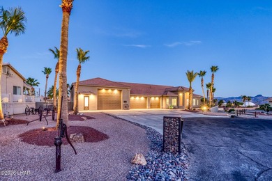 STUNNING custom home in Residential Estates with spectacular - photo 3