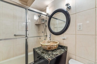 Welcome to Lakeside Towers. This beautifully renovated alcove - photo 15