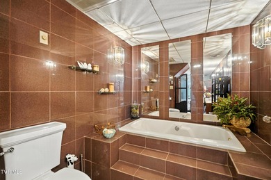 First time on the market, this cozy waterfront cabin graces the - photo 30