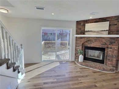 Smithville Lake Townhome/Townhouse Sale Pending in Smithville Missouri