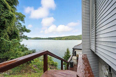 First time on the market, this cozy waterfront cabin graces the - photo 43