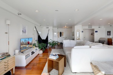 Experience elevated city living in this stunning 3 bed + den, 3 - photo 8