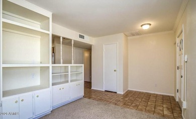 Welcome to this energy-efficient solar home offering - photo 8