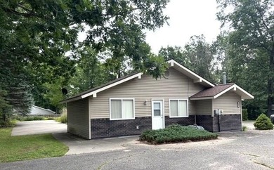 Charming Updated Cottage Near Houghton Lake. This very nicely - photo 2