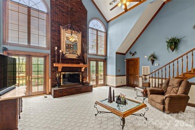 Welcome to a truly rare luxury estate set on over 3 acres - photo 13